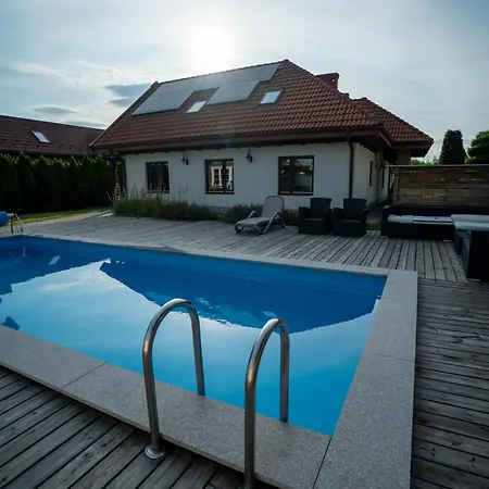 Swiniarsko Z Basenem